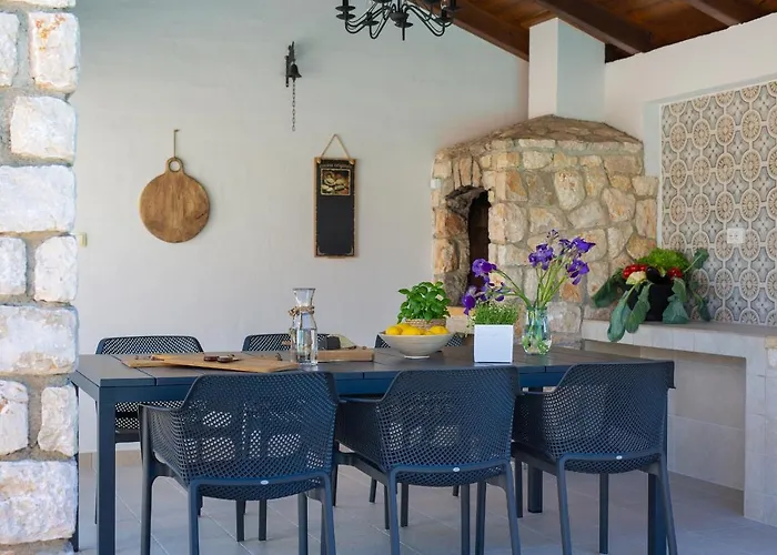 Margaret Villa Vrbnik (Primorje-Gorski Kotar)